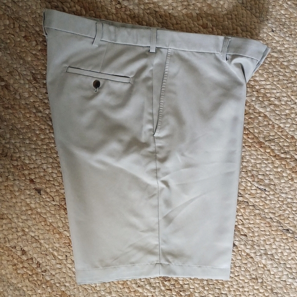 Haggar Mens Shorts 36 Khaki - Picture 2 of 14